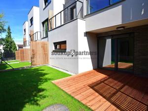 Pronájem rodinného domu, Praha - Háje, V Hájích, 220 m2