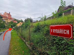 Prodej pozemku pro bydlení, Tetín, V Rybářích, 782 m2