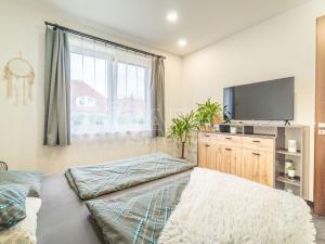 Prodej rodinného domu, Rožmitál pod Třemšínem - Zalány, 180 m2