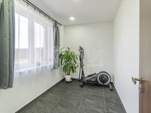 Prodej rodinného domu, Rožmitál pod Třemšínem - Zalány, 180 m2