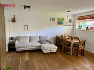 Pronájem bytu 3+kk, Mukařov - Srbín, Bezová, 74 m2