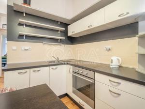 Pronájem bytu 2+kk, Praha, Bořivojova, 47 m2