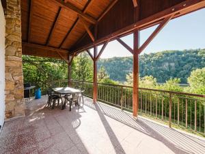 Prodej chaty, Bítov, 300 m2
