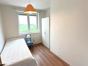 Pronájem bytu 3+kk, Klecany, V Honech, 58 m2