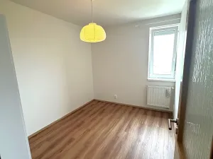 Pronájem bytu 3+kk, Klecany, V Honech, 58 m2