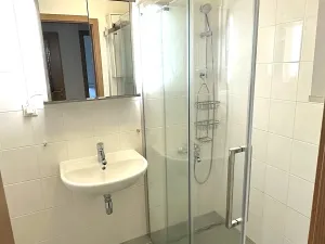 Pronájem bytu 3+kk, Klecany, V Honech, 58 m2