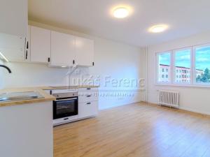 Pronájem bytu 3+kk, Praha - Malešice, Počernická, 54 m2