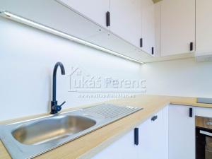 Pronájem bytu 3+kk, Praha - Malešice, Počernická, 54 m2