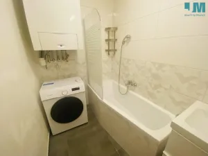 Pronájem bytu 3+kk, Jihlava, Husova, 69 m2