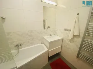 Pronájem bytu 3+kk, Jihlava, Husova, 69 m2