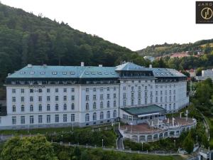 Prodej bytu 2+kk, Jáchymov, náměstí Republiky, 38 m2