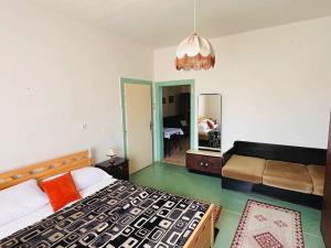 Prodej vily, Kamenné Žehrovice, Revoluční, 280 m2