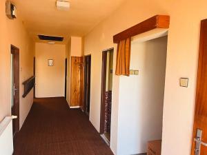 Prodej vily, Kamenné Žehrovice, Revoluční, 280 m2