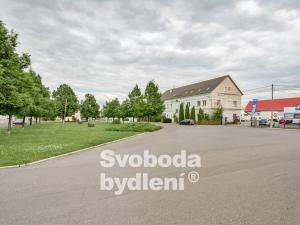 Prodej komerční nemovitosti, Srbice, 879 m2