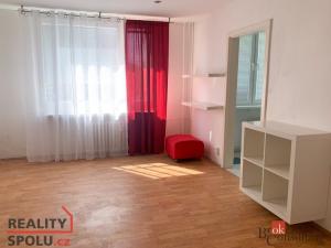 Prodej bytu 3+1, Chomutov, Vítězslava Nezvala, 71 m2