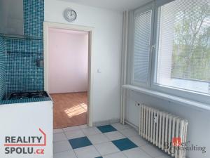 Prodej bytu 3+1, Chomutov, Vítězslava Nezvala, 71 m2