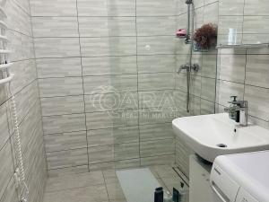 Pronájem bytu 2+kk, Praha, Lounských, 40 m2