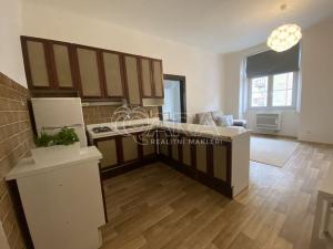 Pronájem bytu 2+kk, Praha, Lounských, 40 m2