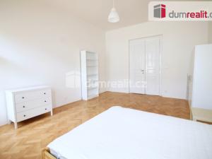 Pronájem bytu 2+kk, Praha - Smíchov, Klicperova, 60 m2