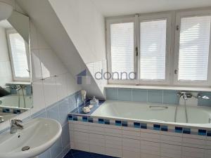 Pronájem bytu 2+kk, Praha, Šůrova, 97 m2