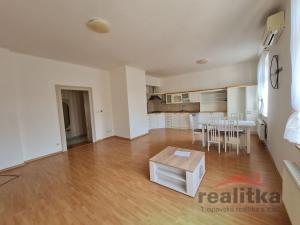 Pronájem bytu 2+kk, Opava - Město, Popská, 67 m2