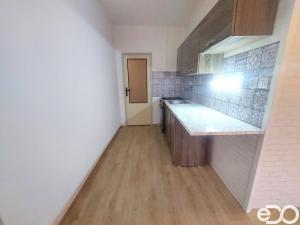 Prodej bytu 2+1, Dvůr Králové nad Labem, Elišky Krásnohorské, 59 m2