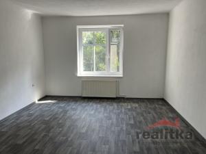 Prodej bytu 3+1, Krnov - Pod Bezručovým vrchem, Mánesova, 70 m2