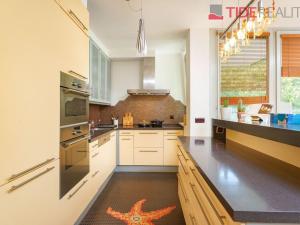 Pronájem bytu 5+kk, Praha, Astlova, 160 m2