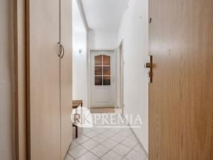 Prodej bytu 2+1, Teplice, Svojsíkova, 52 m2