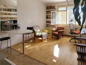 Prodej bytu 2+kk, Praha - Bubeneč, Ve struhách, 49 m2