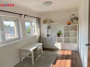 Prodej rodinného domu, Křenice, K Aleji, 166 m2