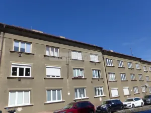 Prodej bytu 2+1, Plzeň - Doubravka, Železničářská, 70 m2