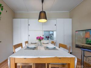 Prodej obchodního prostoru, Praha, Vačkářova, 216 m2