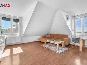 Prodej bytu 2+kk, Opatovice nad Labem, Dvořákova, 62 m2