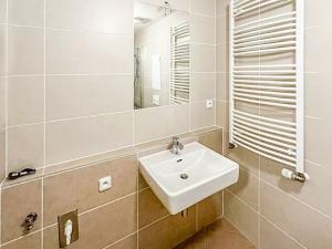 Pronájem bytu 2+kk, Praha - Hlubočepy, náměstí Olgy Scheinpflugové, 47 m2