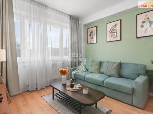 Pronájem bytu 2+kk, Praha - Vysočany, Kolbenova, 45 m2