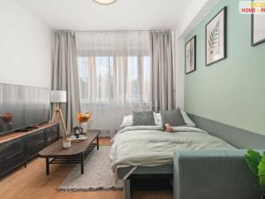 Pronájem bytu 2+kk, Praha - Vysočany, Kolbenova, 45 m2