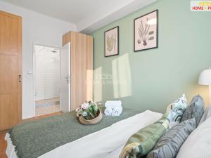 Pronájem bytu 2+kk, Praha - Vysočany, Kolbenova, 45 m2