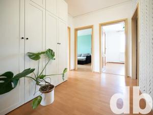 Pronájem bytu 4+1, Karlovy Vary, Česká, 84 m2