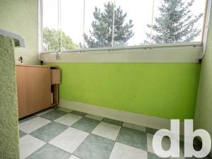 Pronájem bytu 4+1, Karlovy Vary, Česká, 84 m2