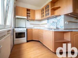 Pronájem bytu 4+1, Karlovy Vary, Česká, 84 m2