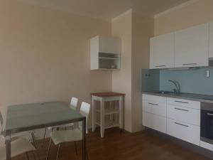 Pronájem bytu 2+kk, Praha - Stodůlky, Svitákova, 55 m2