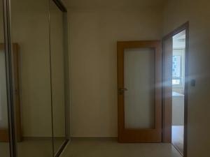 Pronájem bytu 2+kk, Praha - Stodůlky, Svitákova, 55 m2