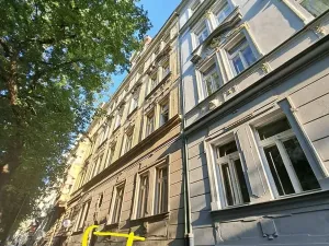 Pronájem kanceláře, Praha - Vinohrady, Lužická, 38 m2