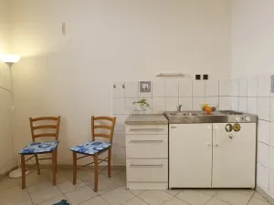 Pronájem kanceláře, Praha - Vinohrady, Lužická, 38 m2