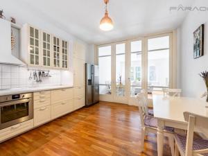 Pronájem bytu 4+1, Praha - Smíchov, Stroupežnického, 101 m2