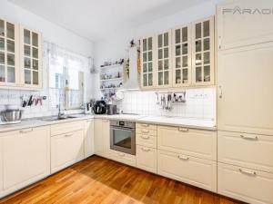 Pronájem bytu 4+1, Praha - Smíchov, Stroupežnického, 101 m2