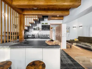 Prodej rodinného domu, Horní Planá - Pernek, 156 m2