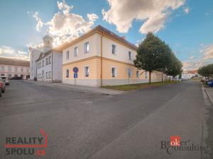 Prodej bytu 2+kk, Stod, Komenského nám., 54 m2