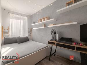 Prodej bytu 2+kk, Stod, Komenského nám., 54 m2